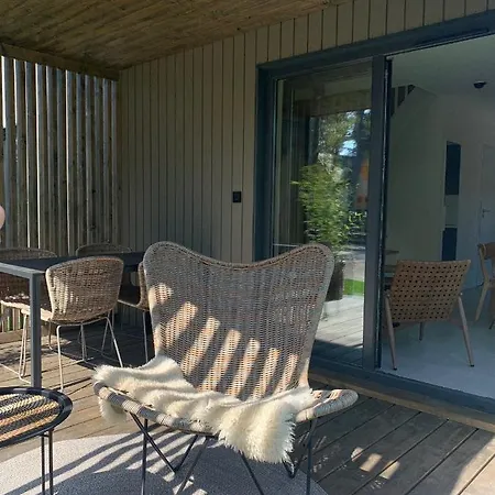 Hus - Caloroczne Komfortowe Szeregi Blisko Plazy Ferienhaus *