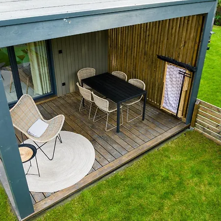 Hus - Caloroczne Komfortowe Szeregi Blisko Plazy ポビエロボ