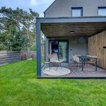 Hus - Caloroczne Komfortowe Szeregi Blisko Plazy Pobierowo