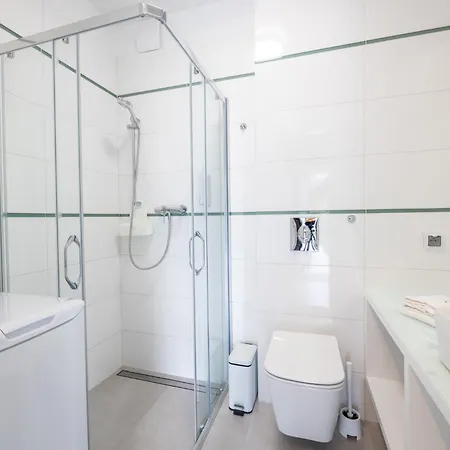 Hus - Caloroczne Komfortowe Szeregi Blisko Plazy