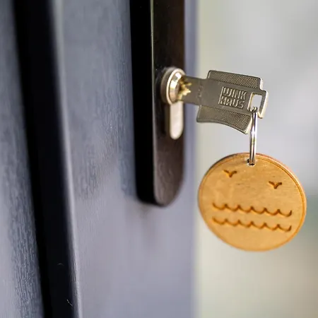 Hus - Caloroczne Komfortowe Szeregi Blisko Plazy Ferienhaus *