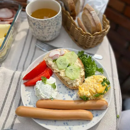 Hus - Caloroczne Komfortowe Szeregi Blisko Plazy 別荘 ポビエロボ