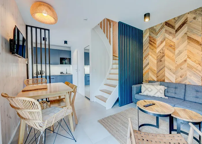 Prázdninový dům Hus - Caloroczne Komfortowe Szeregi Blisko Plazy *